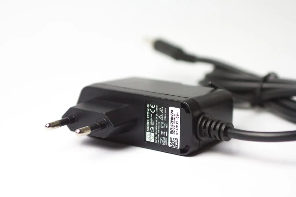 12V 2A — FPOW-IV-R24-12