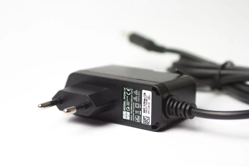 12V 2A — FPOW-IV-R24-12